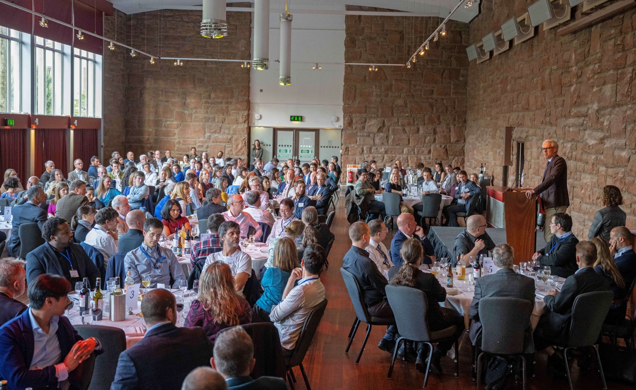 Prof Iain Gordon welcomes Fast Forward delegates to dinner at South Hall