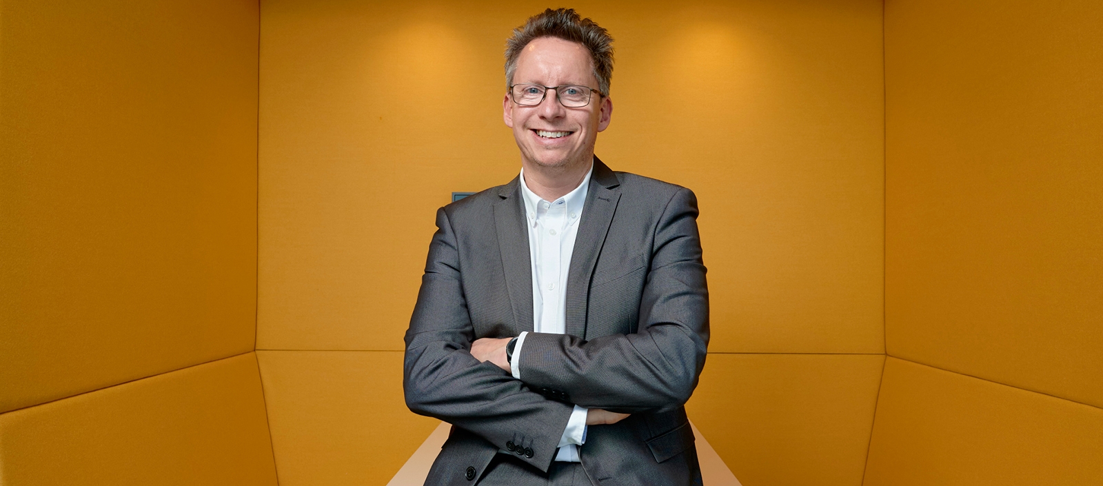 Professor Jonathan Fallowfield